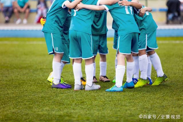 曼城夏季报价未果，加克波状态回暖身价猛涨至7500万
